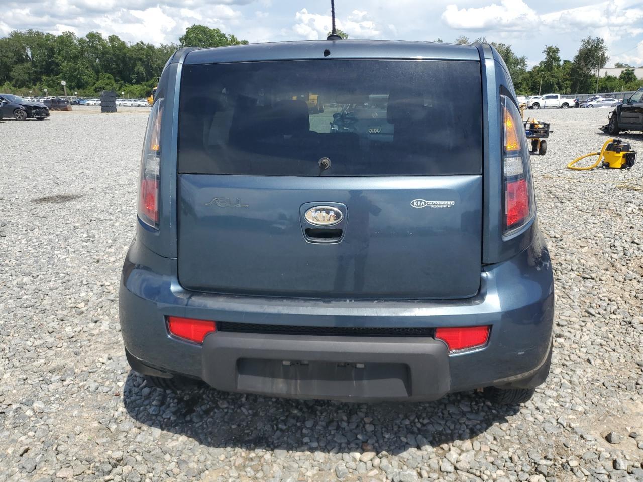 2011 KIA Soul +