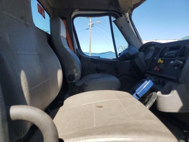 2017 Freightliner Business Class M2 Bucket Truck
