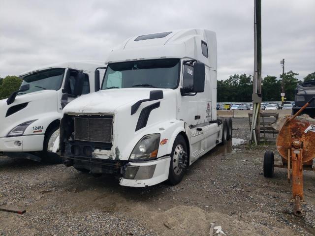 2008 Volvo VNL Semi Truck