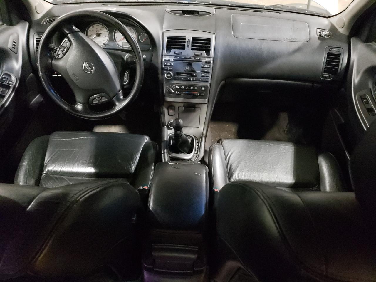 2002 Nissan 2002 Niss Maxima gle
