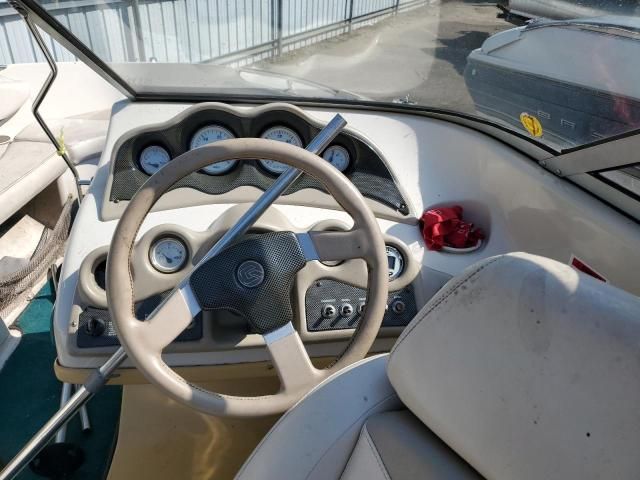 2000 Glastron Boat