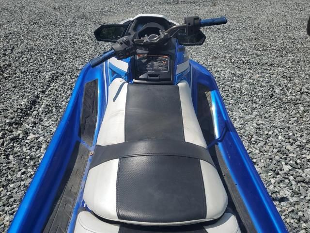2017 Yamaha GP1800