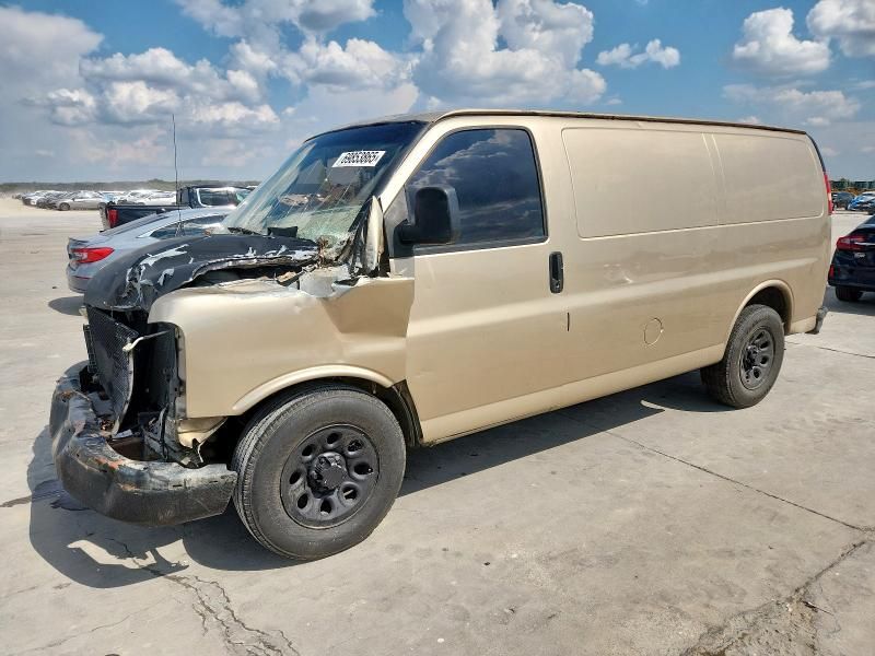 Salvage trucks for sale at Grand Prairie, TX auction: 2005 Chevrolet Express G1500