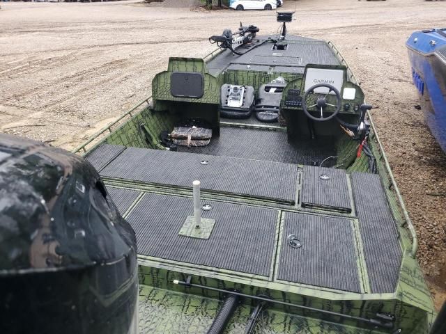 2024 Gator Traxx 22X70 BWH