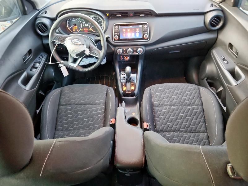 2022 Nissan Kicks S