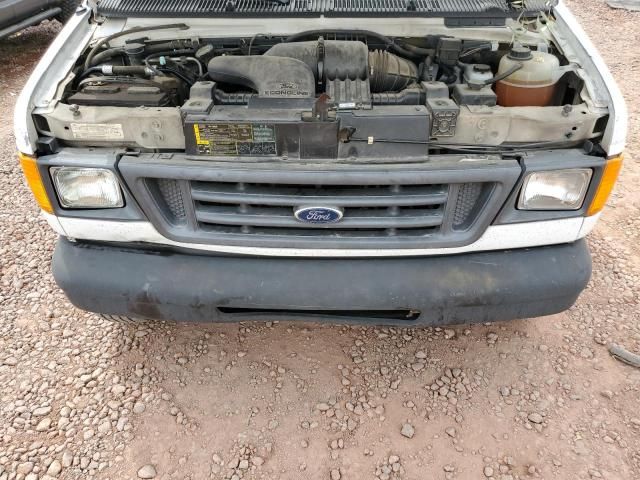 2005 Ford Econoline E350 Super Duty Van
