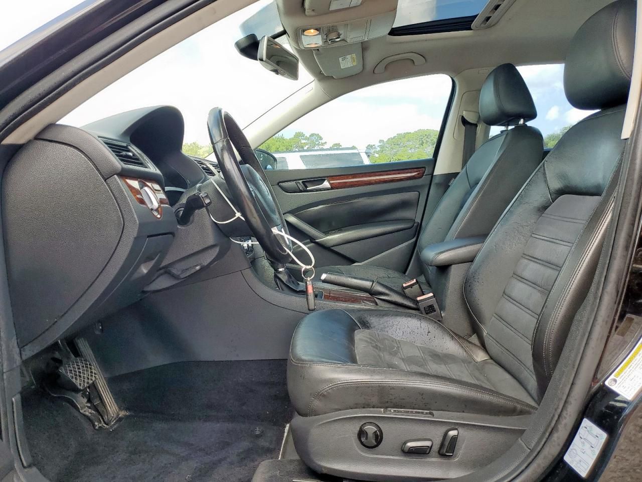 2012 Volkswagen Passat sel