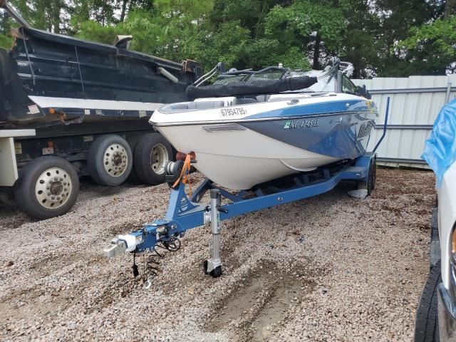 2021 Malibu 23 LSV Wakesetter-Boats