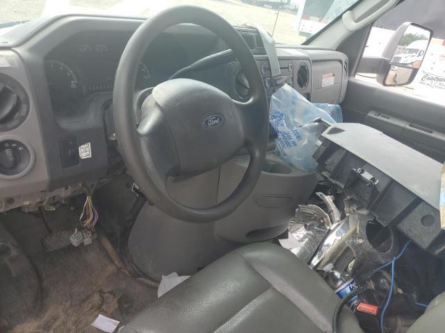 2019 Ford Econoline E350 Super Duty Cutaway Van
