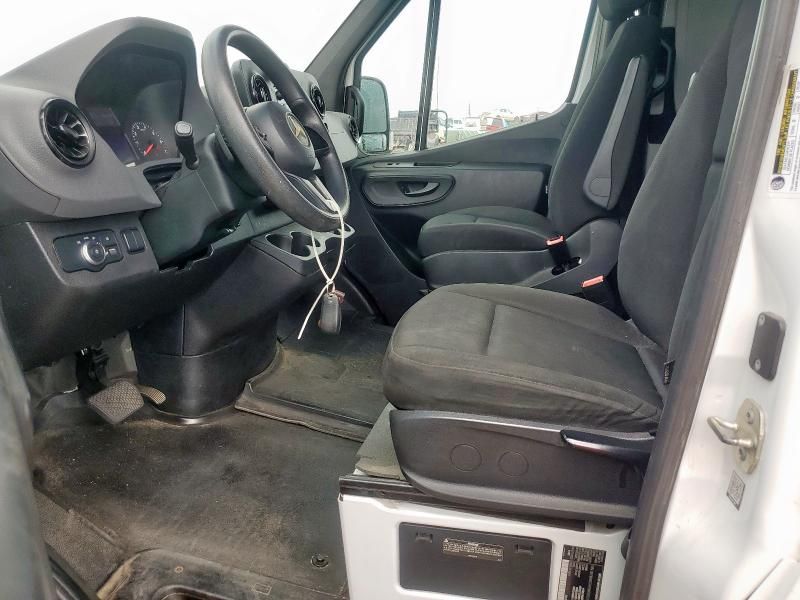 2021 Mercedes-Benz Sprinter 2500