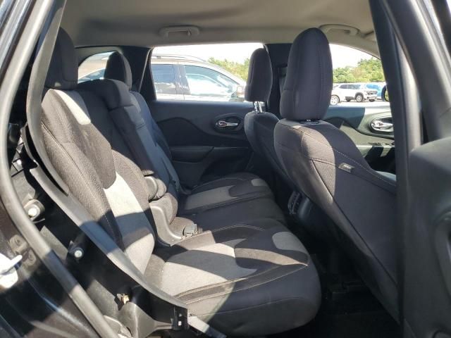 2015 Jeep Cherokee Sport