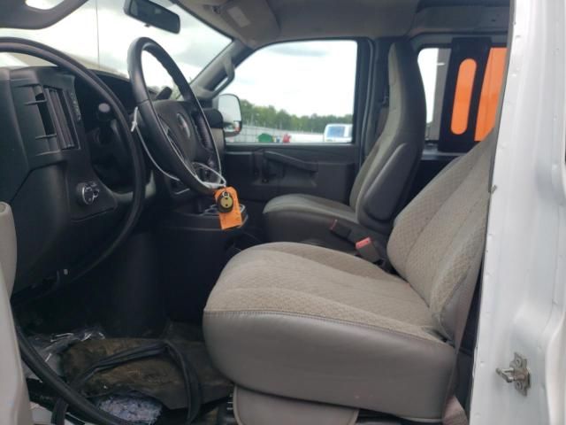2023 GMC Savana G3500