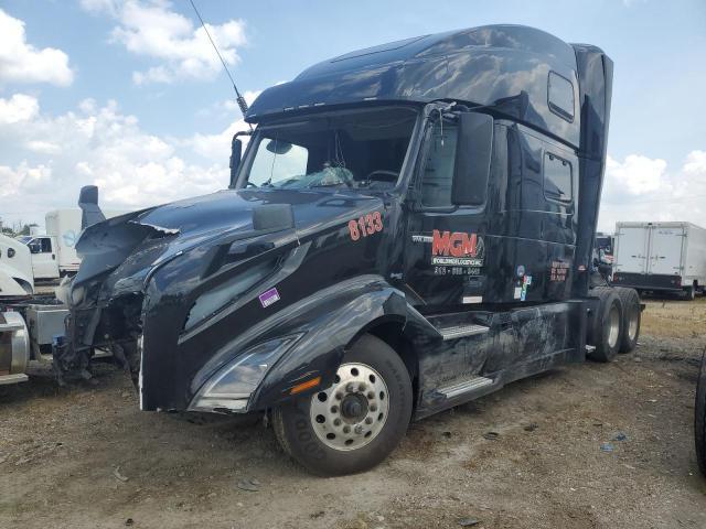 2023 Volv O vnl Semi Truck