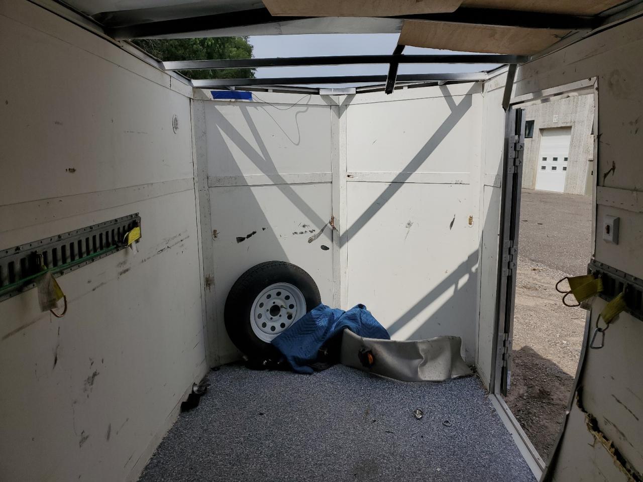 2016 United Trailers XLV-612SA30-S Enclosed Cargotrailer