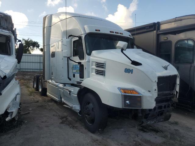 2024 Mack Anthem Semi Truck