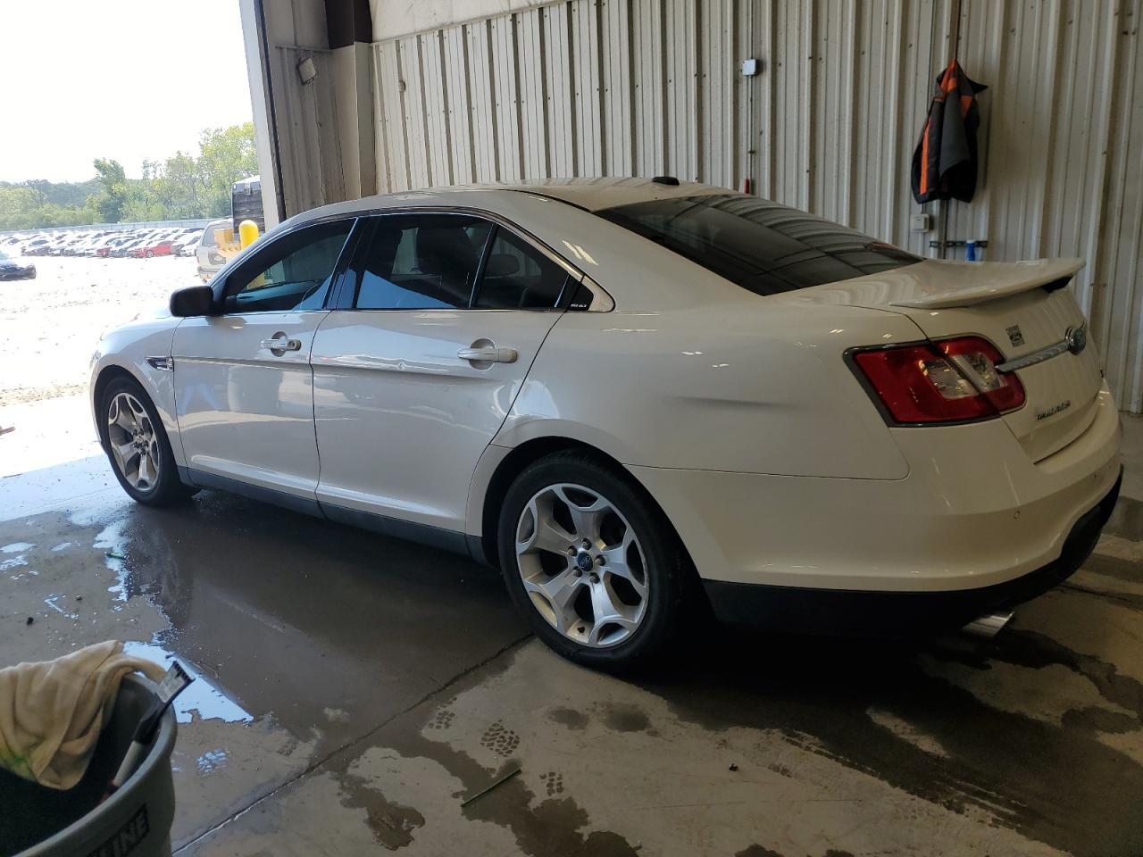 2011 Ford Taurus sho