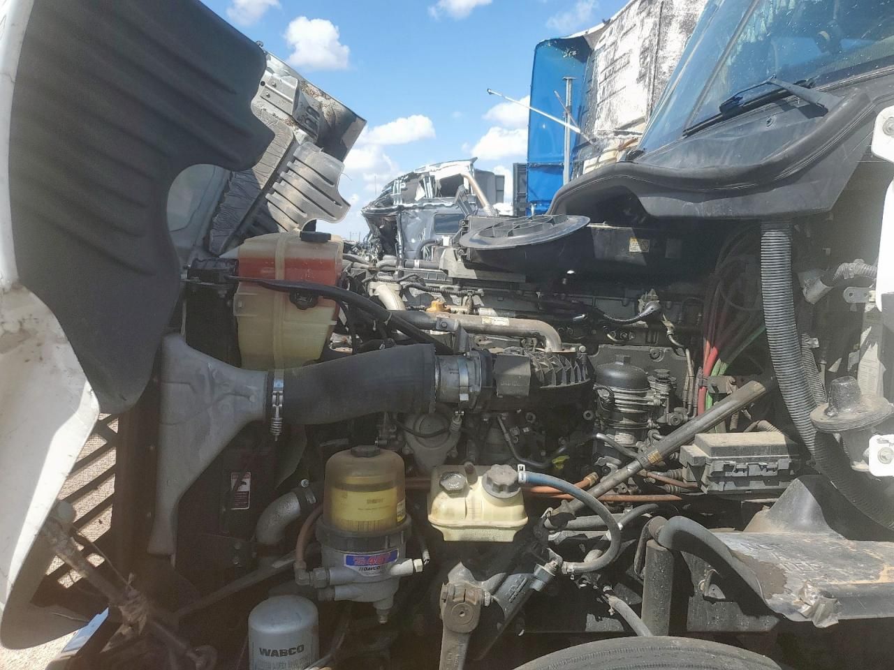 2018 Freightliner Cascadia 125 Semi Truck