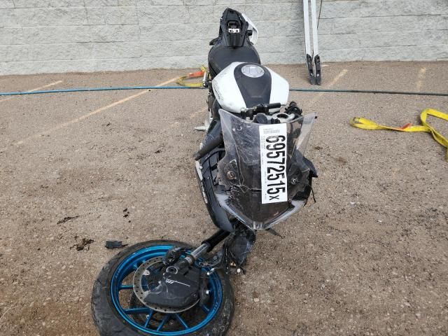 2025 Cf Moto 675SS