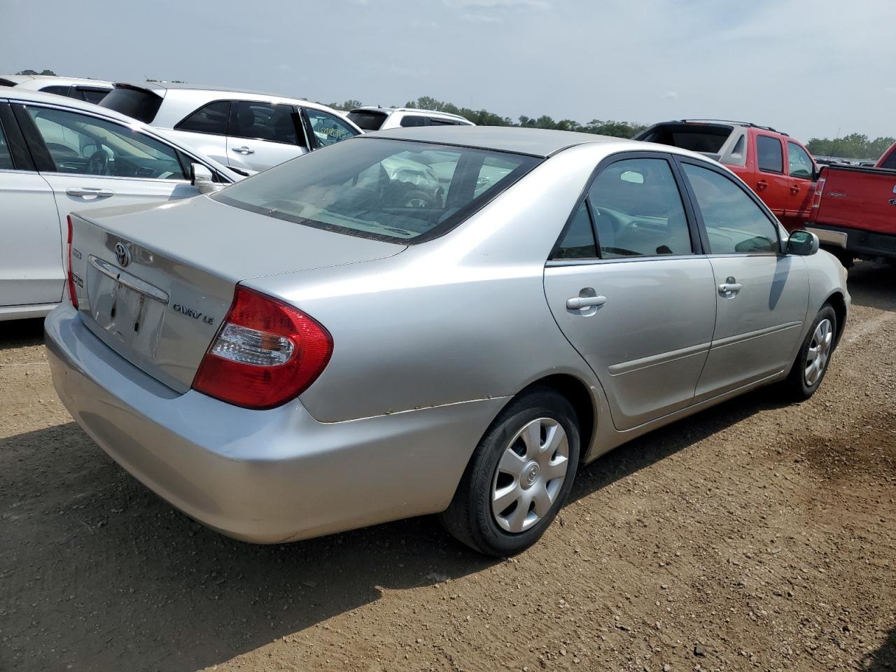 2003 Toyota Camry le