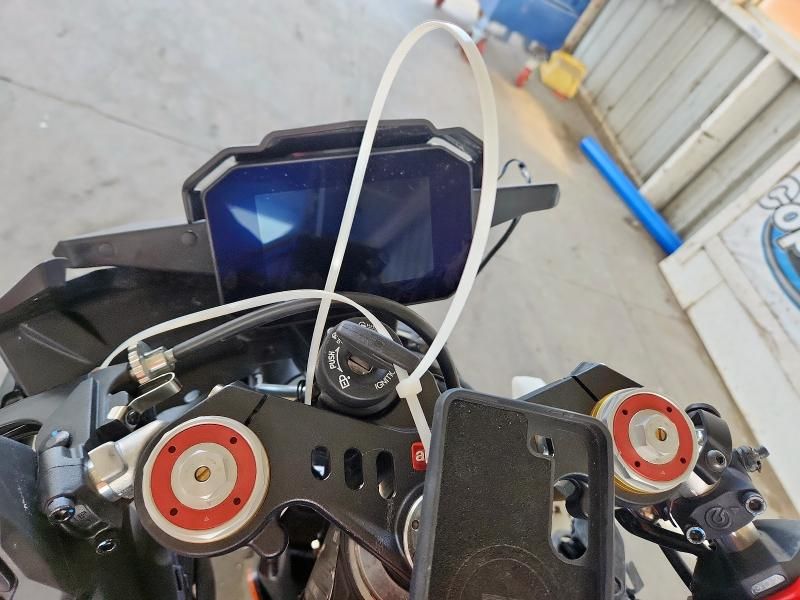2026 Aprilia RSV4 1100