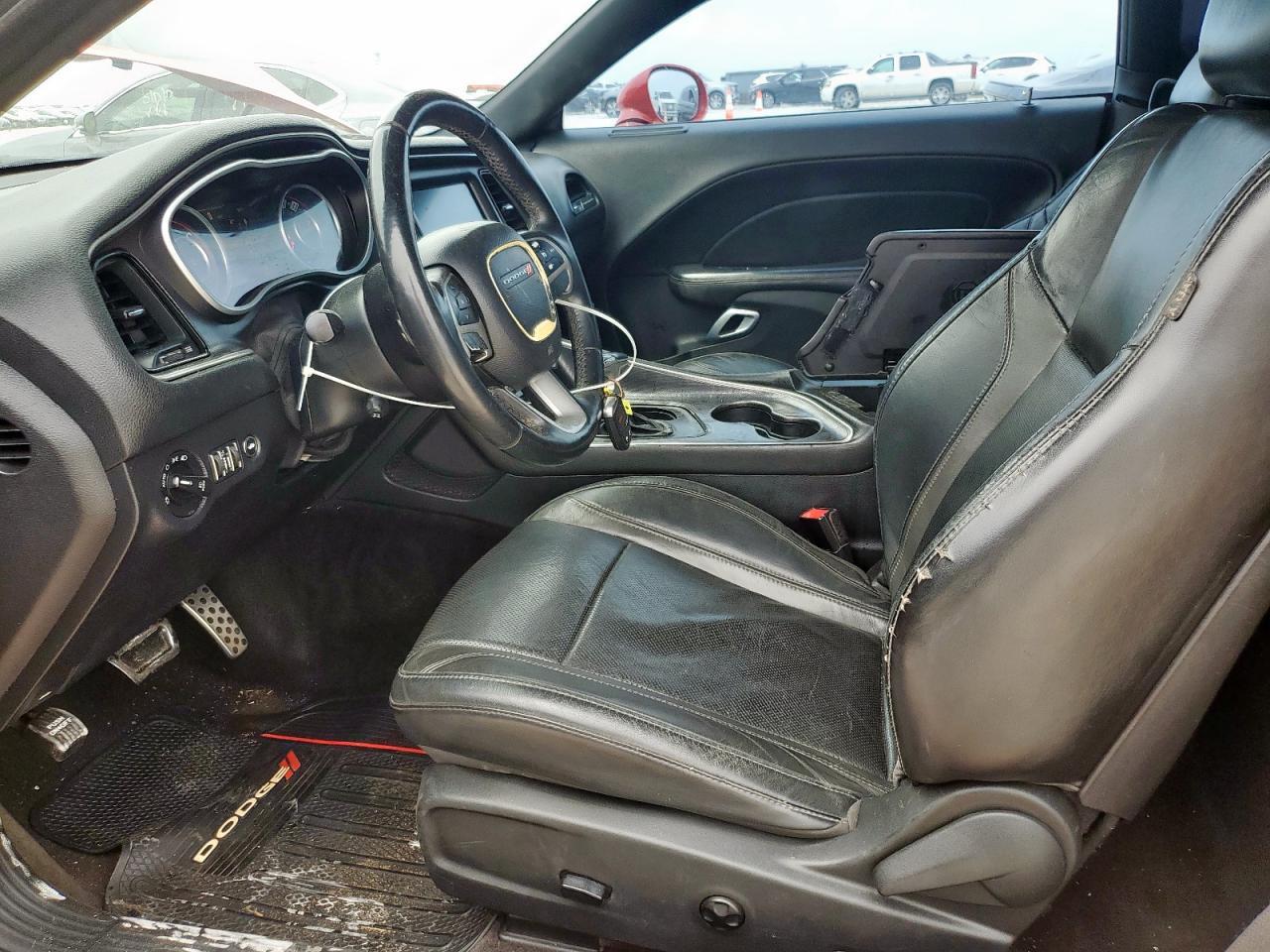 2015 Dodge Challenger sxt Plus