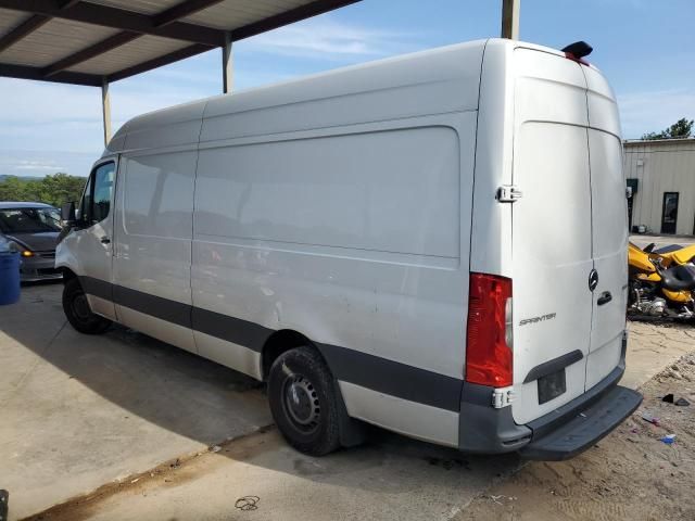 2022 Mercedes-Benz Sprinter 2500
