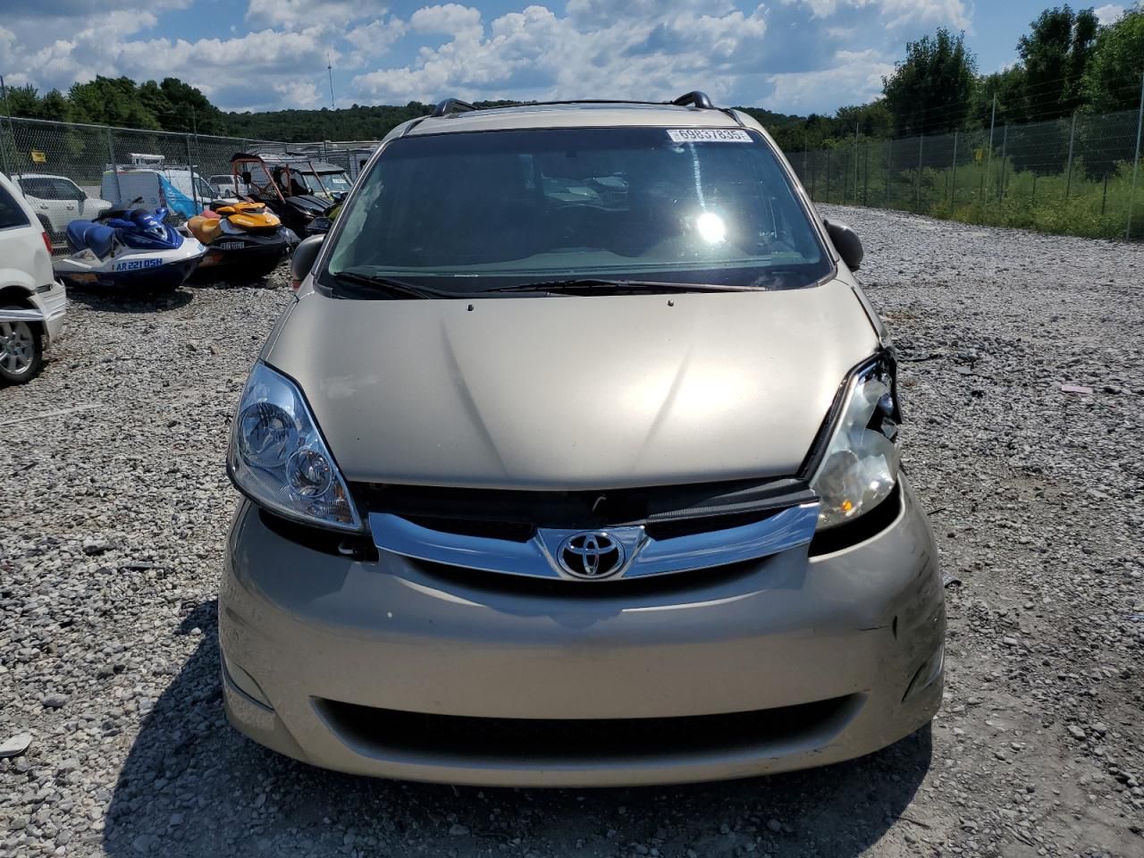 2009 Toyota Sienna xle