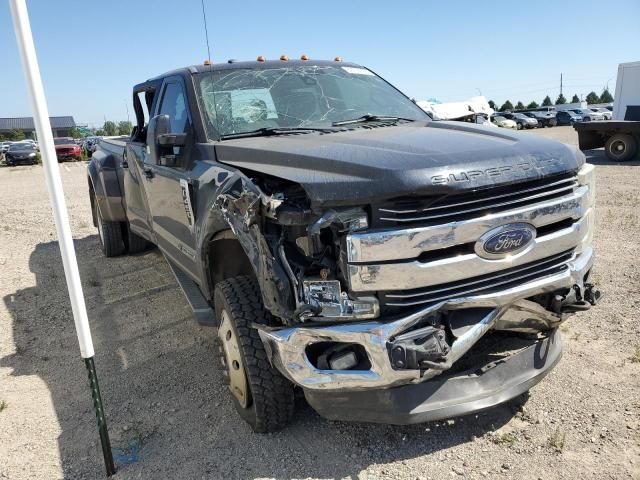 2017 Ford Truck F450 Crew C PU 4X4 D