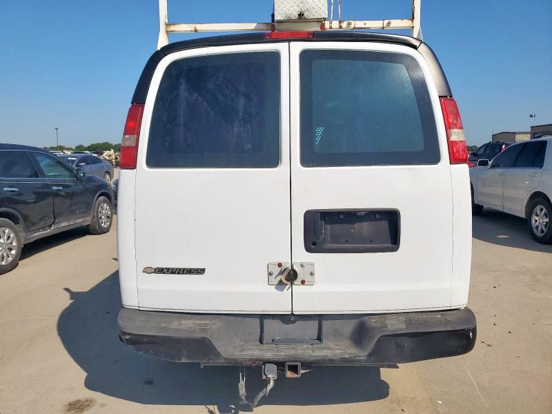 2017 Chevrolet Express G2500