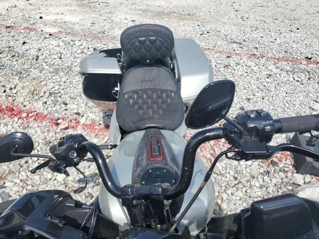 2025 Harley-Davidson Fltrxstse