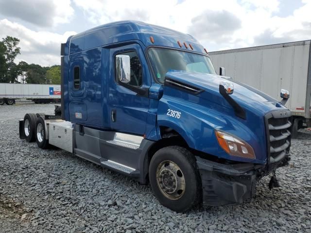 2020 Freightliner Cascadia 126 Semi Truck