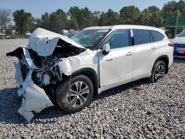 2021 Toyota Highlander Hybrid xle