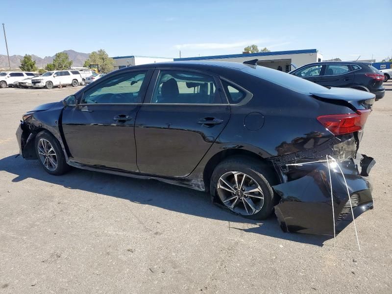 2023 KIA Forte LX