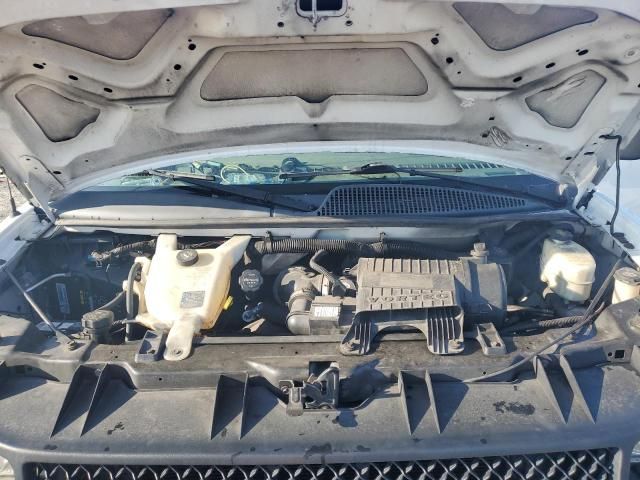 2015 Chevrolet Express G2500