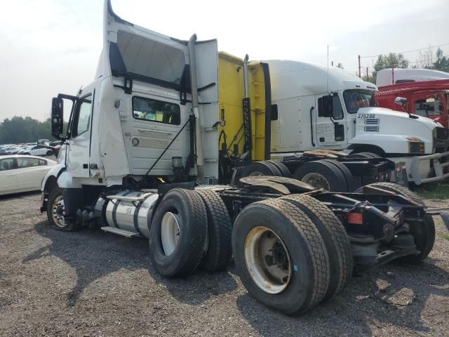 2021 Volvo VN VNL