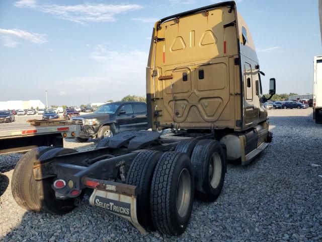 2012 Freightliner Cascadia 125 Semi Truck