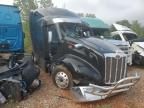 2025 Peterbilt 579 Semi Truck