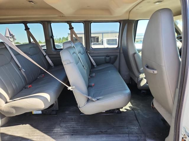 2012 GMC Savana G1500 LS