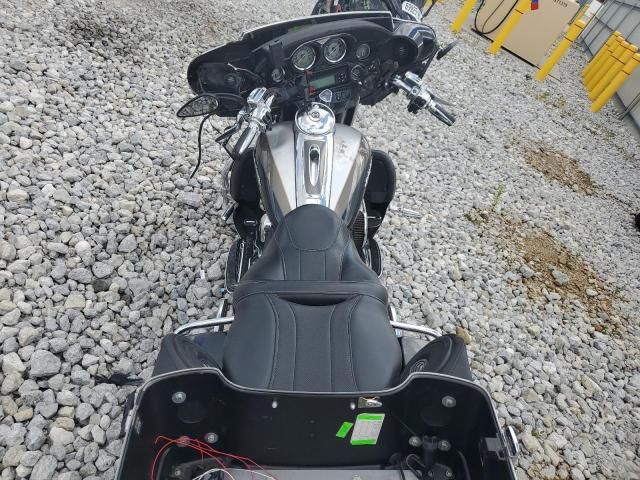 2013 Harley-Davidson Flhtcuse CVO Ultra Classic Electra Glide