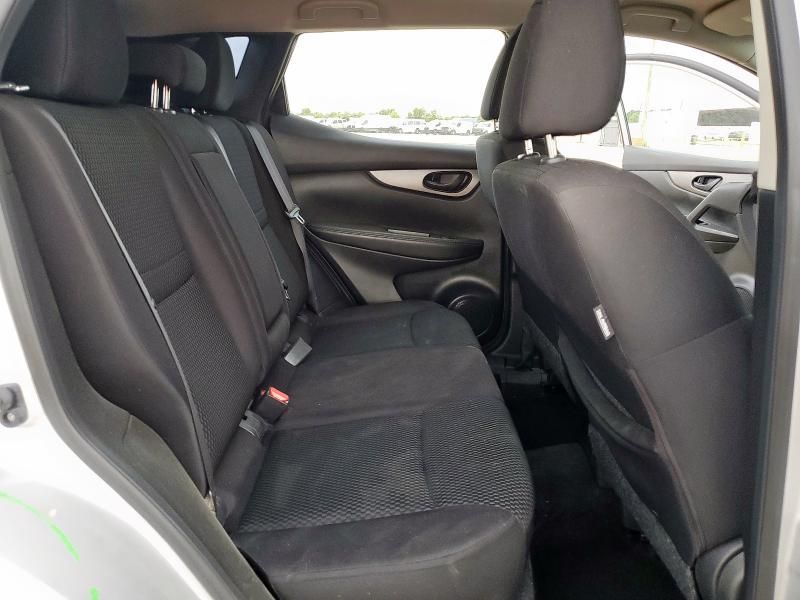 2018 Nissan Rogue Sport S