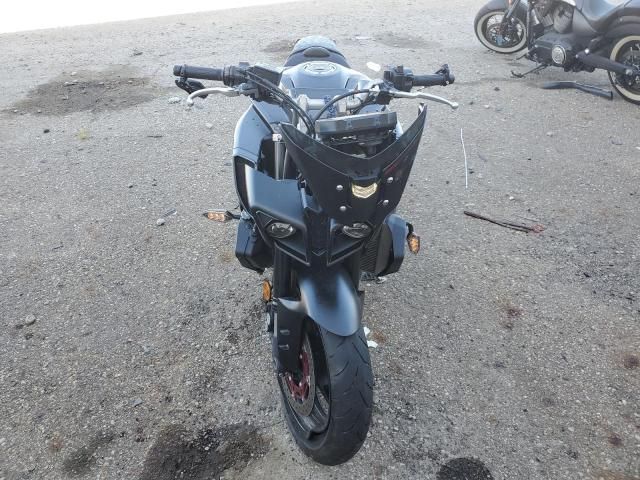2017 Yamaha FZ10