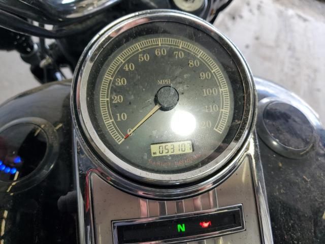 2011 Harley-Davidson Flhp