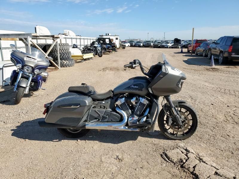 2021 Indian Motorcycle Co. Challenger