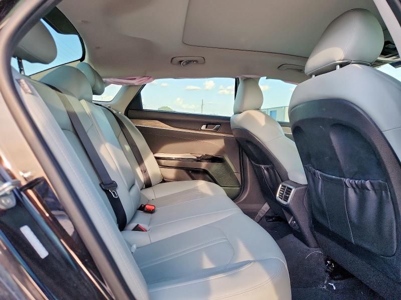 2021 KIA K5 EX