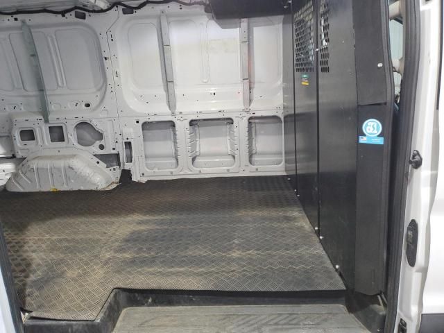 2022 Ford Transit T-250