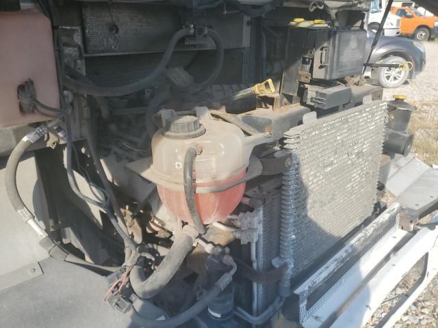 2013 Ford F59