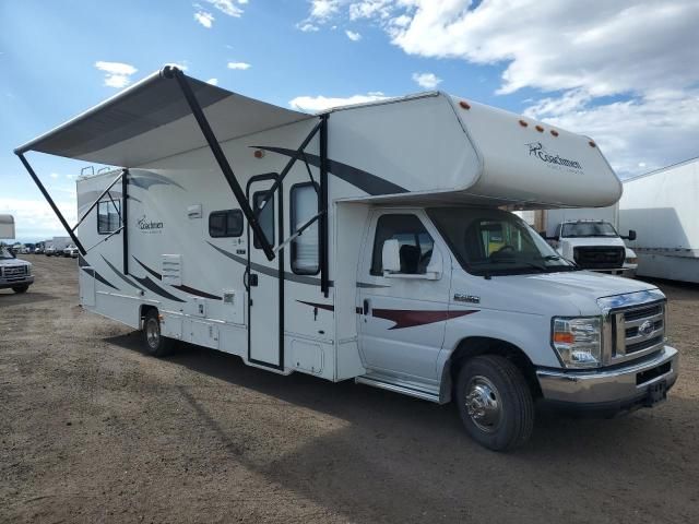 2011 Ford Econoline E450 Super Duty Cutaway Van