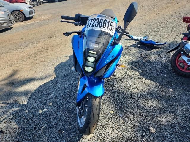 2024 Suzuki GSX800 F