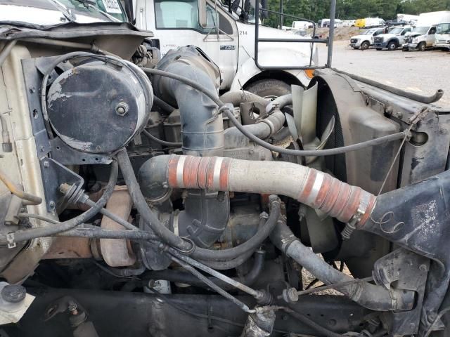 2010 International Dump Truck