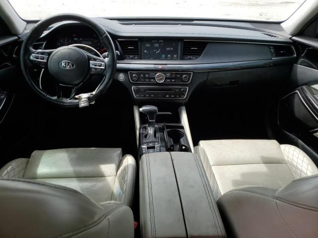 2017 KIA Cadenza Premium